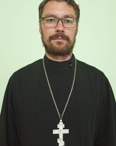 Александр Кобелев